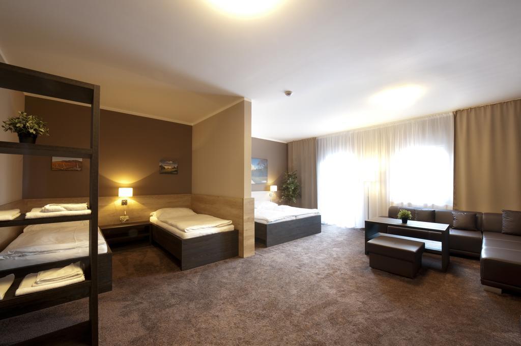 Hotel Vinarstvi U Kaplicky Zaječí Zimmer foto