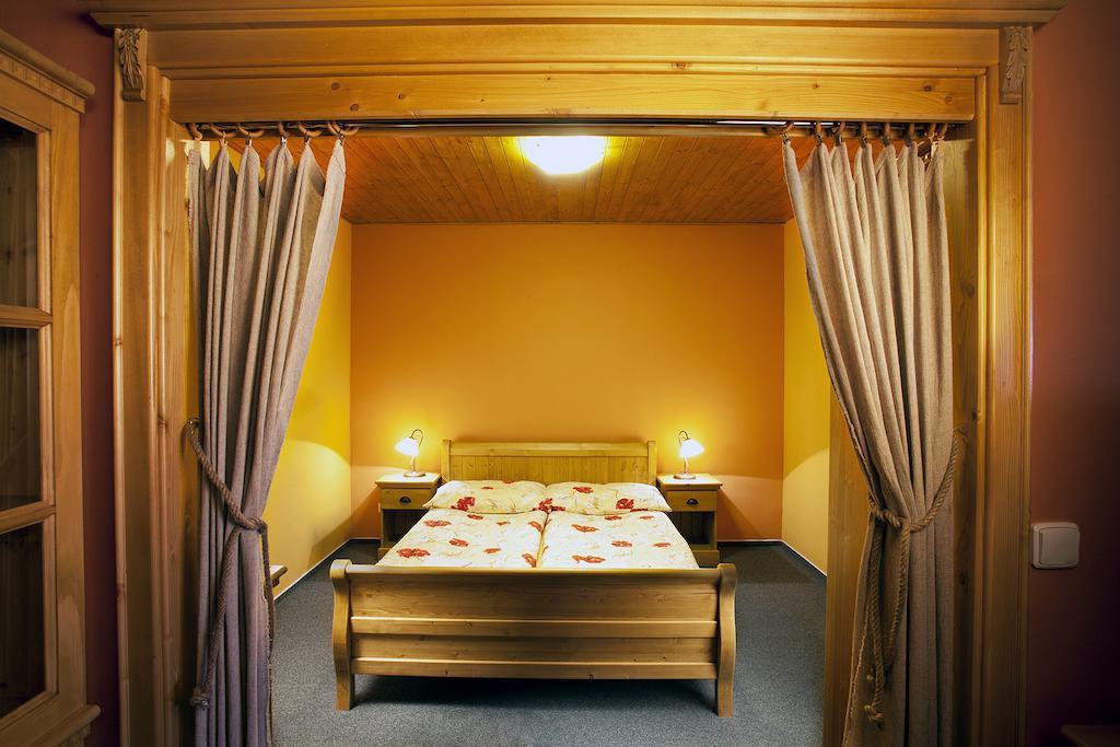 Hotel Vinarstvi U Kaplicky Zaječí Zimmer foto