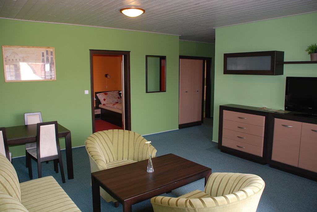 Hotel Vinarstvi U Kaplicky Zaječí Zimmer foto